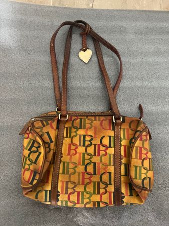 Dooney & Bourke Handbags RR-03