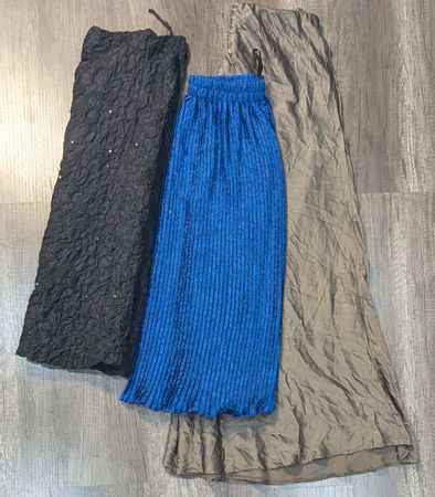 4997 - Y2K Style Maxi and Midi Skirt