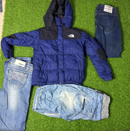 Mixe Hosen mit einem Puffer-Bundle