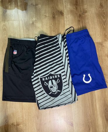 AV-1413 NFL Shorts