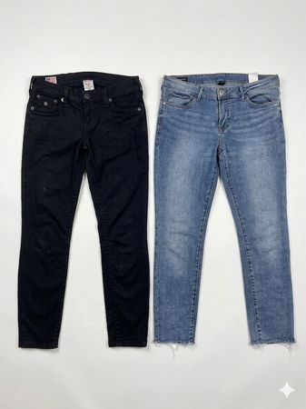 (FV-1120) True Religion Capri Jeans