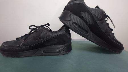 Nike Sneakers and Trainer shoes 15 pieces.