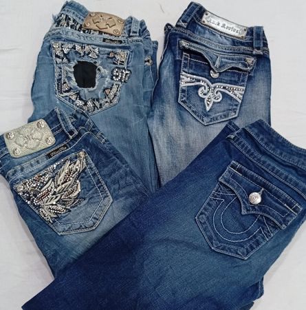 CR7445 Mixed Branded Flare Jeans