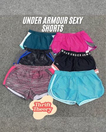 Under Armour Sexy Shorts - (12/04)