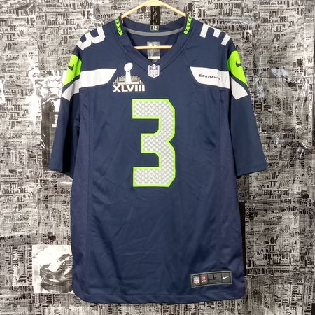 NFL & NBA JERSEYS BUNDLE 03