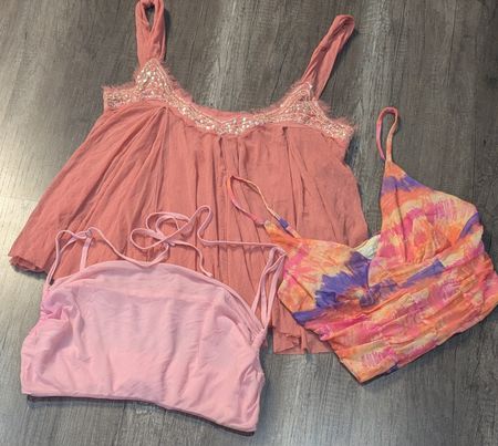 5037 - Y2K Style Cami Top