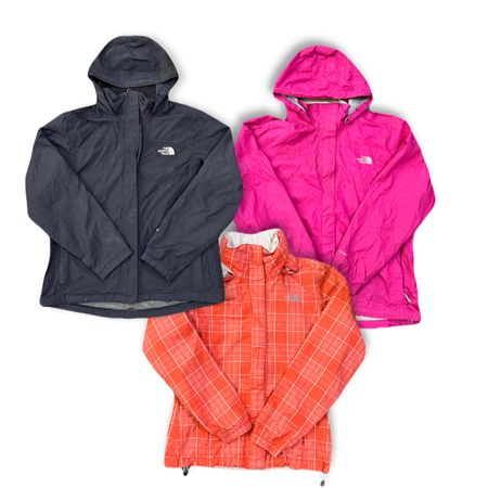 VPX1388 The North Face Windbreakers