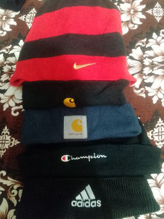 Carhart & mixed brand beanies