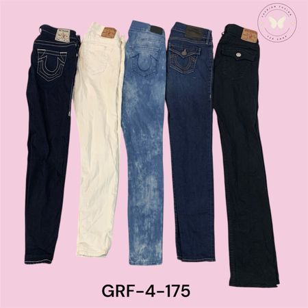 True Religion Ricky Relaxed Fit Jeans – Light Wash with Flap Pockets (GRF-4-175)