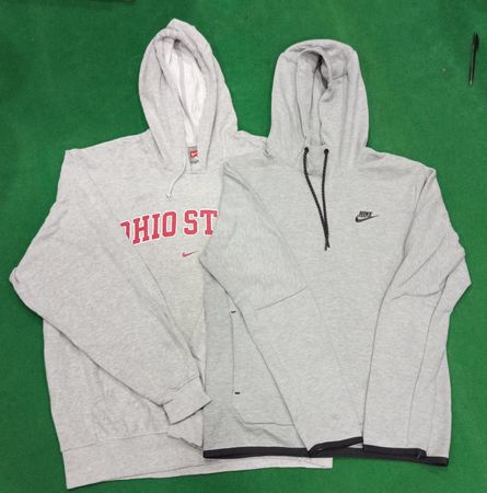 Hoodies Nike 20 pièces