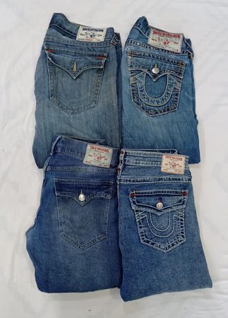 CR7634 Vintage True Religion Men’s Jeans