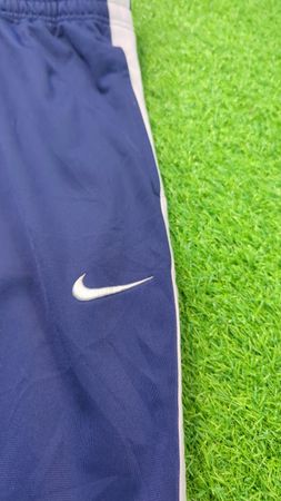 AV-1501 Nike Pantaloni