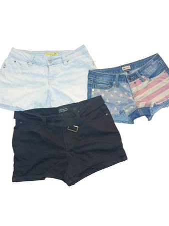 Premium Micro Mini Shorts – Trend-Driven Collection