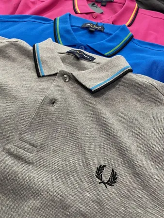 T-shirts spéciaux Fred Perry de marque