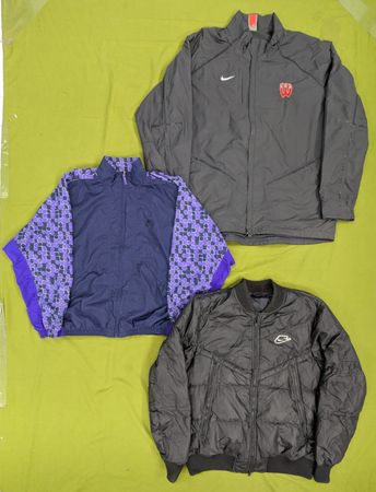 RV3086 Nike Zipperjacken