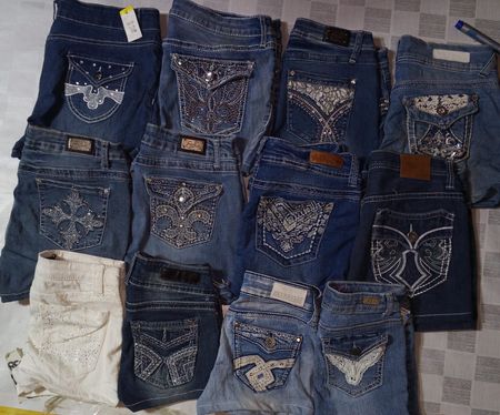 WALLFLOWER, EARL JEANS AND OTHER MIX BRANDS MINI SHORTS (ID 1123)