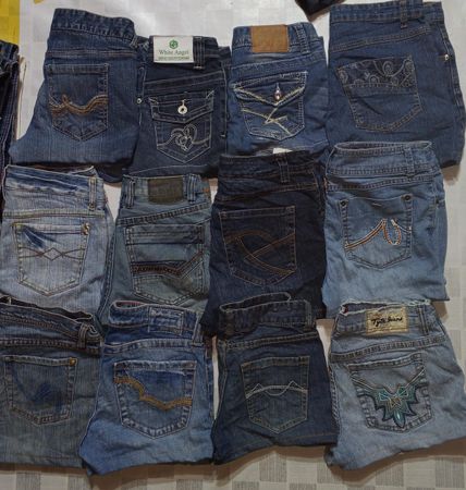 NINE WEST,MUDD AND OTHER MIX BRANDS MINI SHORTS (ID 1130)