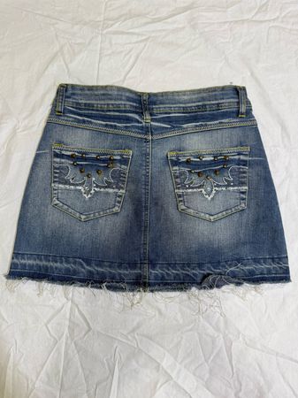 Y2K-Vintage-Inspired short mini skirts
