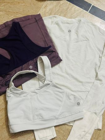 Lululemon top, tank top & T-shirt