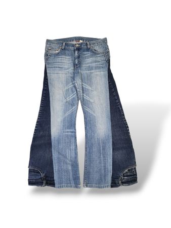 UPCYCLED FLARED JEANS