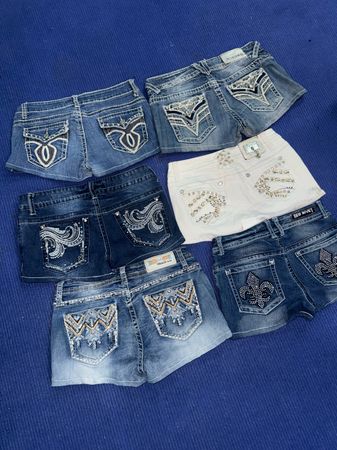 La idol vigoss and other brands sexy shorts  (ID01)