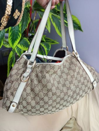 Custom handpick 3 stylish luxury handbags