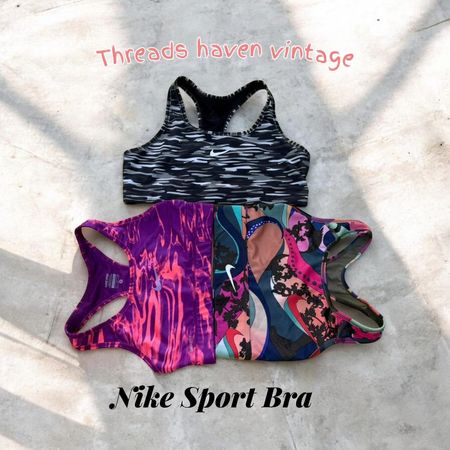 TH#0001 Vintage Y2K Nike Sports Bra – Retro Athletic Activewear Essential