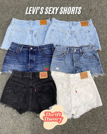 Levi's Sexy Shorts - (25/04)