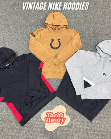 Vintage Nike Hoodies - (25/04)