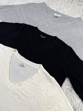 V neck sweaters