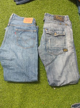 Selecionados manualmente Levis Jeans 13 peças + gstar 7 peças