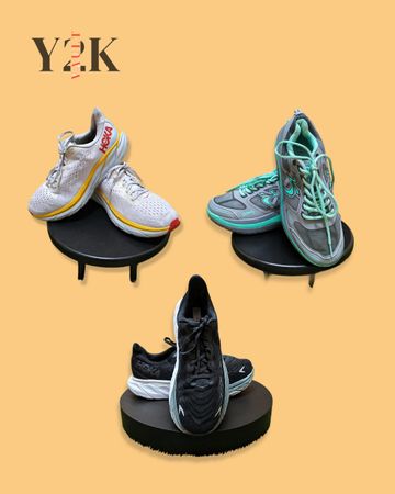 Hoka & Gravity Defyer Shoes (Yv-670)