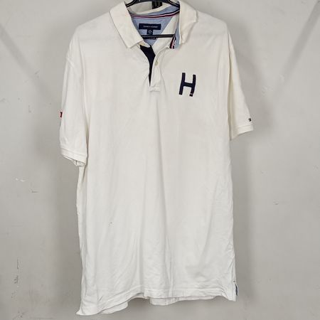 TOMMY HILFIGER POLO SHIRTS & CREW NECK T-SHIRT - BUNDLE 17