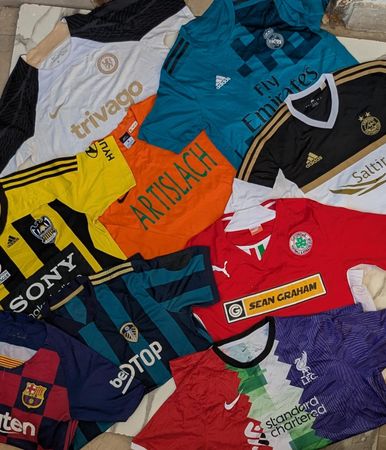 T-shirt de maillot de football