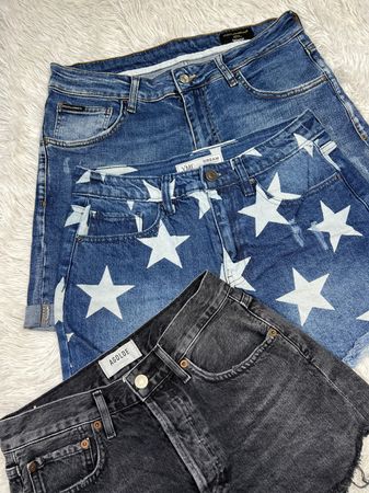 Low rise denim shorts