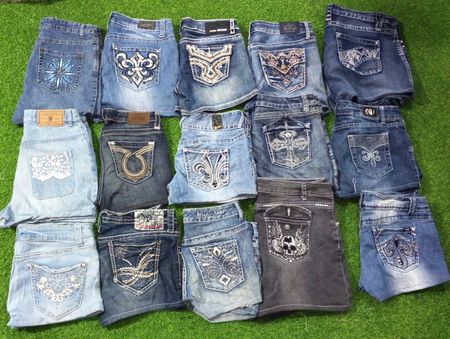 ARIYA JEANS AND OTHER MIX BRANDS SHORTS (C 152)