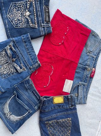 Apple bottoms &0ther Brands mini skirts (bn259)