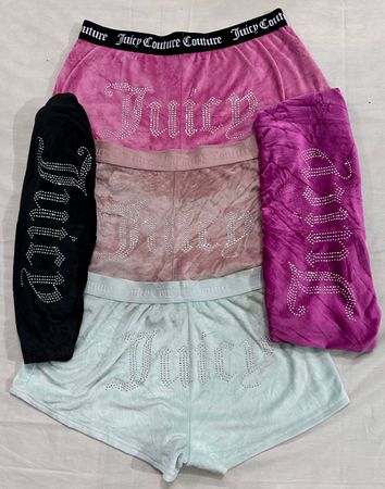 Juicy Couture Shorts (211)