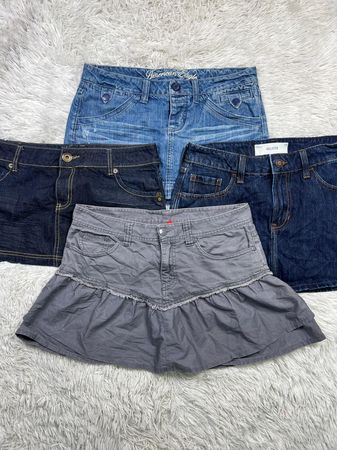 Y2k mini skirts