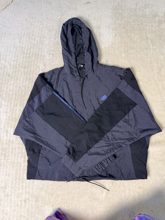 Mixed brand trackjacket and windbreaker
