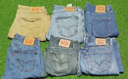 LEVI'S 505 , 501 , 641 JEANS (A 82)
