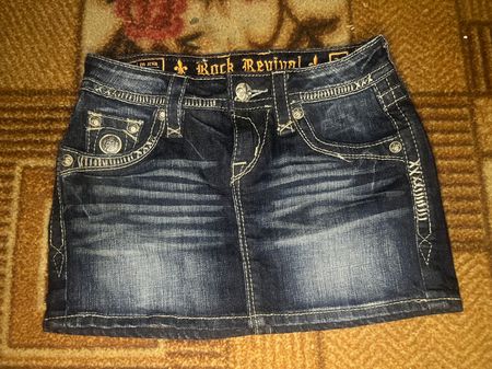 Y2K Mini Skirts