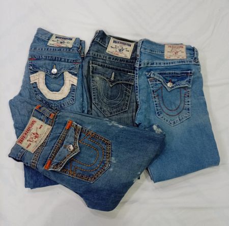 CR8012 Vintage True Religion Men’s Jeans