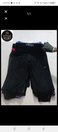 Custom handpick Nike capri leggings