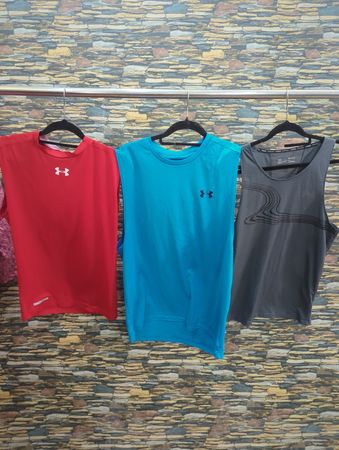 AV-1624 Under Armour Tank Tops