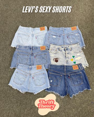 Levi’s Sexy Shorts - (30/04)