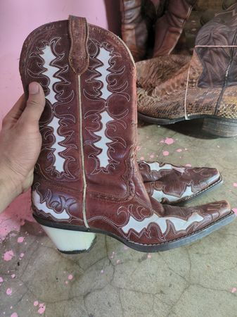 Botte cowboy choisie à la main sur mesure