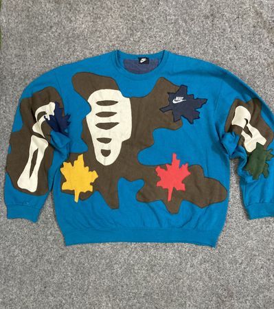 Upcycle Nike Sweatshirt