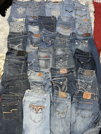 Y2K Schlagjeans etabliert
