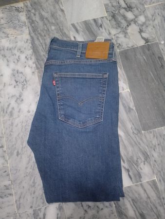Levis 512 jeans